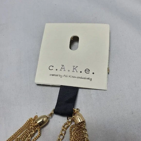 Cake by Ali Khan 4 row iridescent crystal red bead with 8 row gold strand neck - Picture 7 of 8